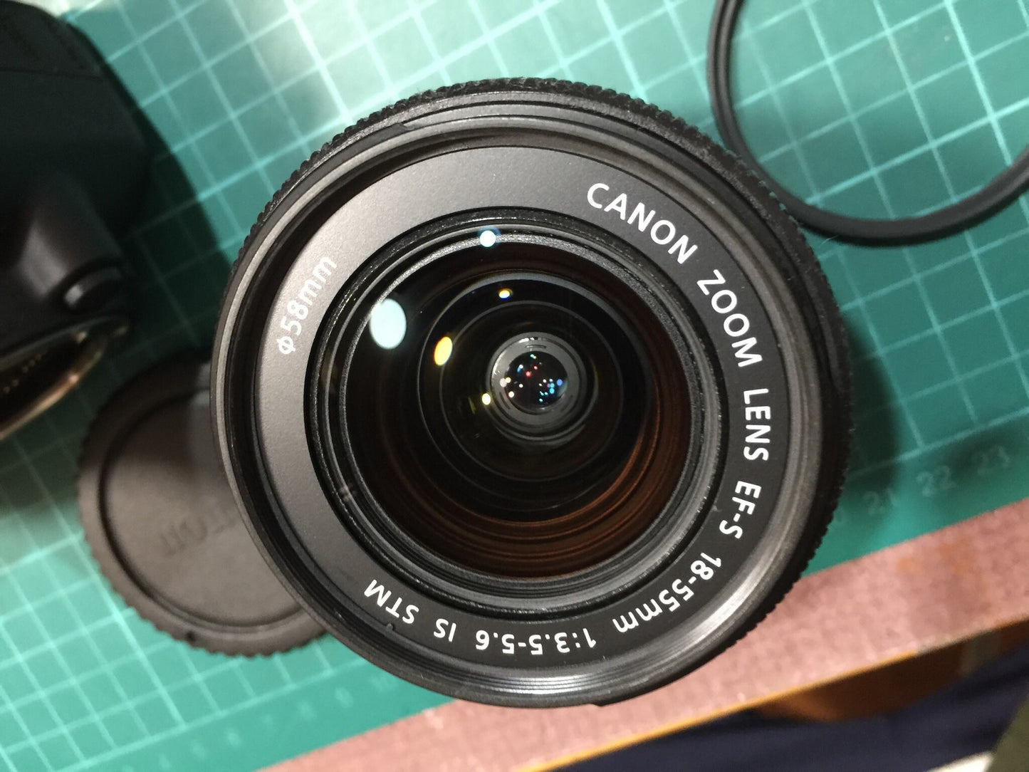 CANON EOS Kiss X7 EF-S18-55 IS STM DS126441
