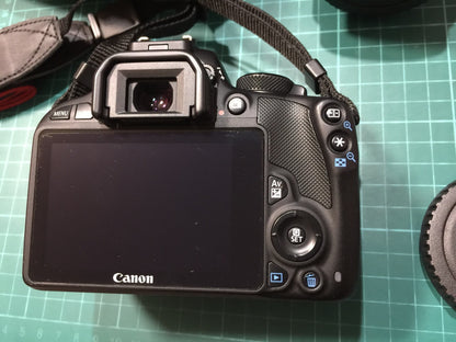 CANON EOS Kiss X7 EF-S18-55 IS STM DS126441