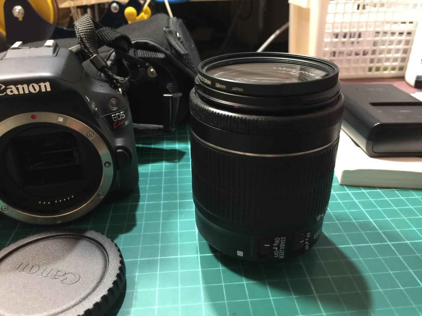 CANON EOS Kiss X7 EF-S18-55 IS STM DS126441