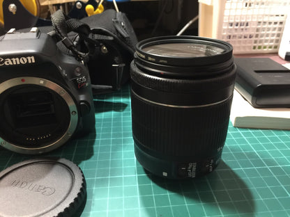 CANON EOS Kiss X7 EF-S18-55 IS STM DS126441