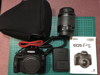 CANON EOS Kiss X7 EF-S18-55 IS STM DS126441