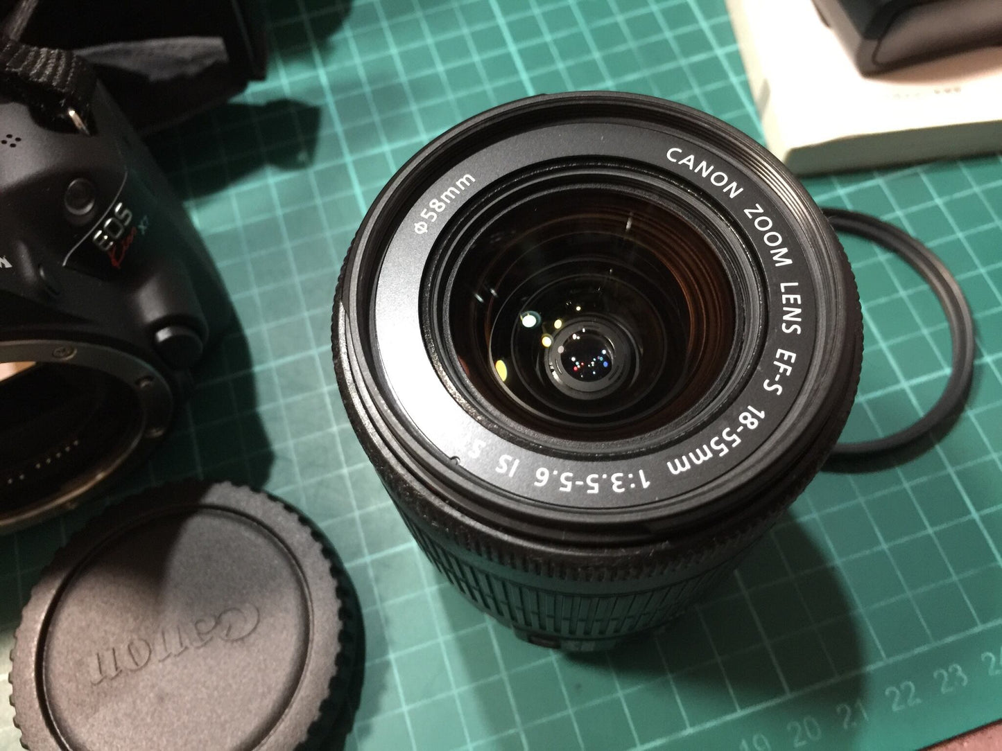 CANON EOS Kiss X7 EF-S18-55 IS STM DS126441